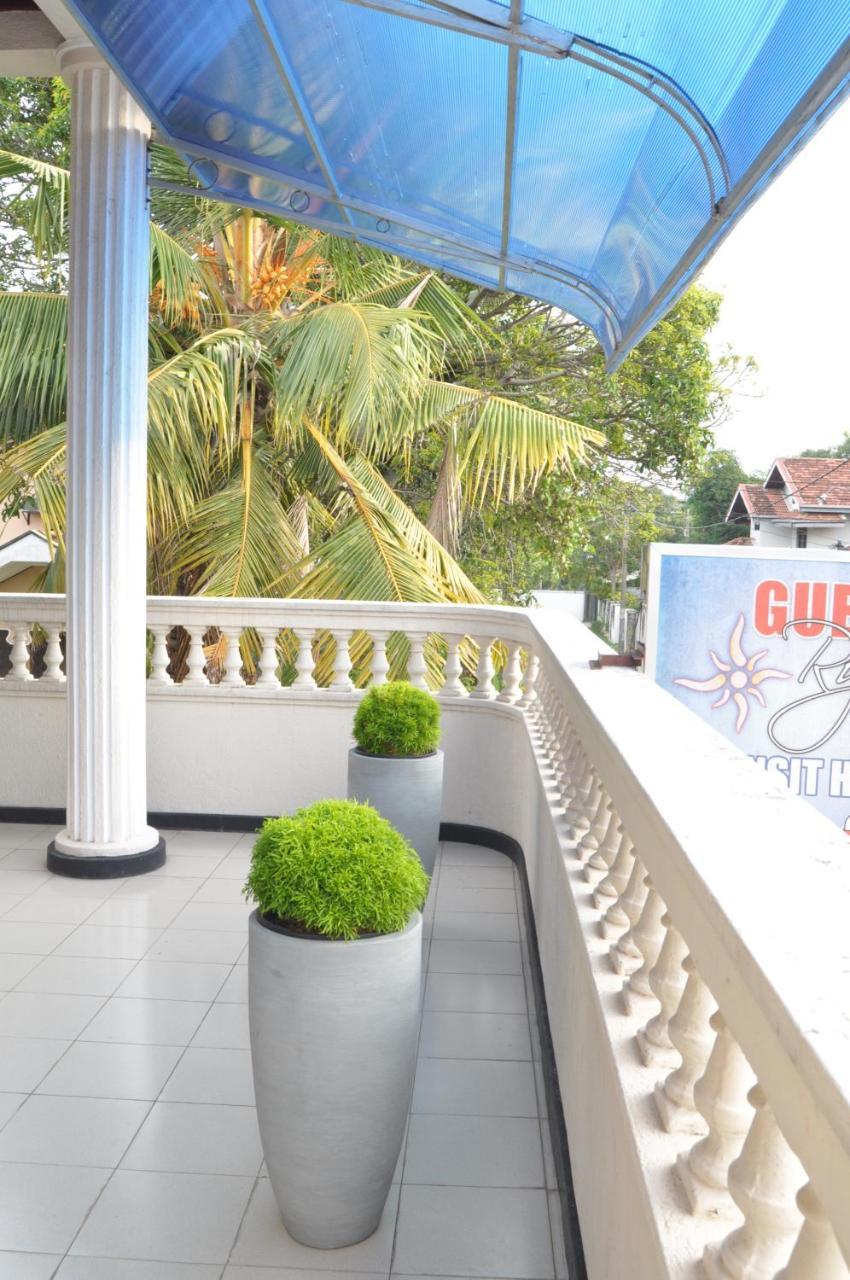 Guest Ryan Hotel Katunayaka Exterior photo